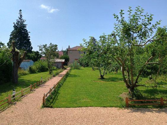 Gite Bleu Confort Et Nature Sennecey-le-Grand Exterior foto